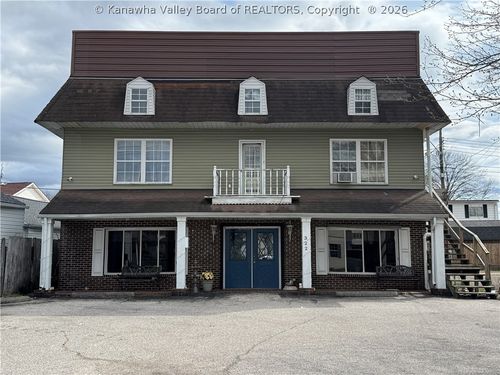 322 16th St, Dunbar, WV, 25064-2942 | Card Image