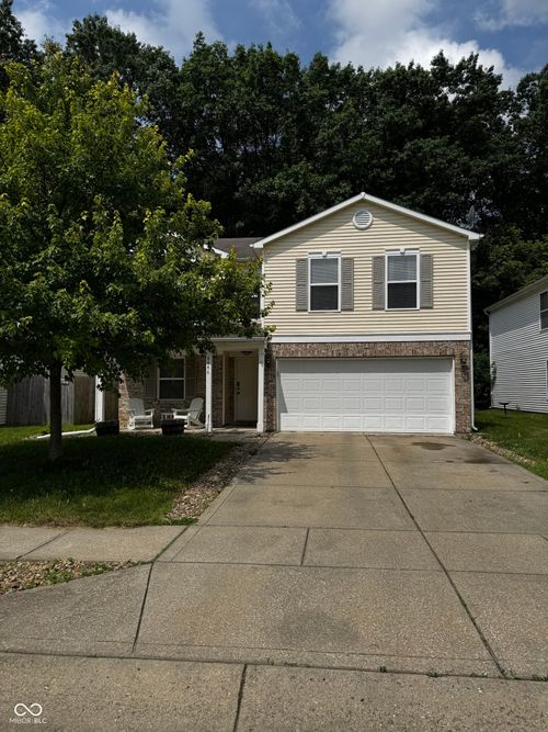 8446 Ligonier Dr, Camby, IN, 46113-8112 | Card Image