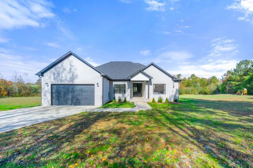 124 Rich Dr, Bridgeport, AL, 35740-7369 | Card Image