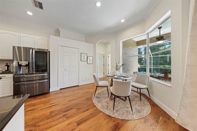 Kitchen dining. | Image 23