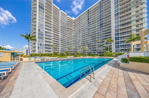 apt-1722-7601 E Treasure Dr, North Bay Village, FL, 33141-4366 | Card Image