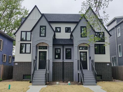 2106 Darrow Ave, Evanston, IL, 60201-3019 | Card Image