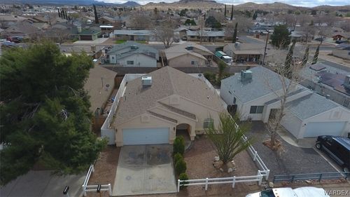 1812 Chicago Ave, Kingman, AZ, 86401-4012 | Card Image