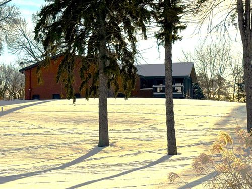 3 E Pleasant Lake Rd, North Oaks, MN, 55127-2111 | Card Image