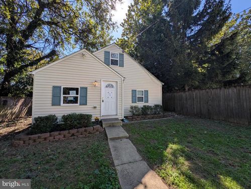 215 Sycamore Rd, Curtis Bay, MD, 21226-1765 | Card Image