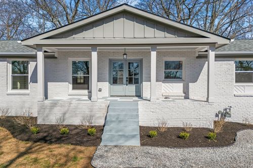 6608 Brookmont Ter, Nashville, TN, 37205-4608 | Card Image