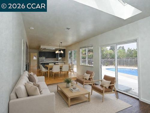21 Eric Ct, Pleasant Hill, CA, 94523-1709 | Card Image