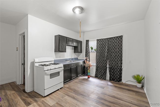 7 - 905 Tallman St, Home with 6 bedrooms, 4 bathrooms and null parking in Syracuse NY | Image 17