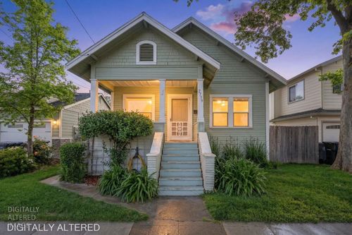2739 Santa Clara Way, Sacramento, CA, 95817 | Card Image