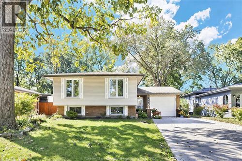 1367 Isabelle Pl, Windsor, ON, N8S4J4 | Card Image