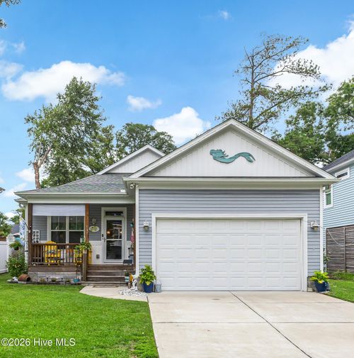 137 Nw 16th St, Oak Island, NC, 28465-7210 | Card Image