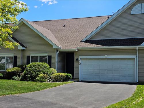 45 Moor Dr, Palmer Twp, PA, 18045-2183 | Card Image