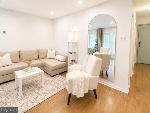 424-424 Tavistock, CHERRY HILL, NJ, 08034-4030 | Card Image