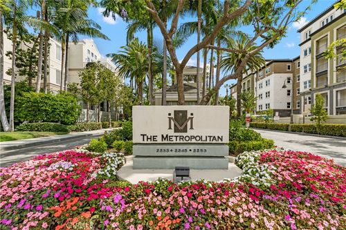 apt-117-2243 Martin, Irvine, CA, 92612-1404 | Card Image