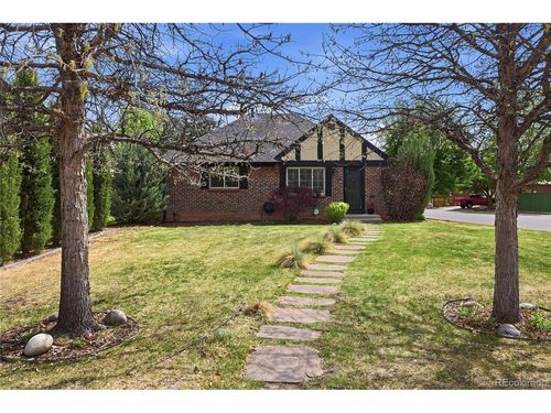 1000 Locust St, Denver, CO, 80220-4643 | Card Image