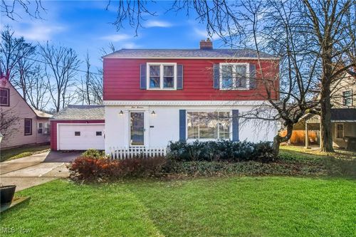 419 Brookfield Ave, Youngstown, OH, 44512-4415 | Card Image