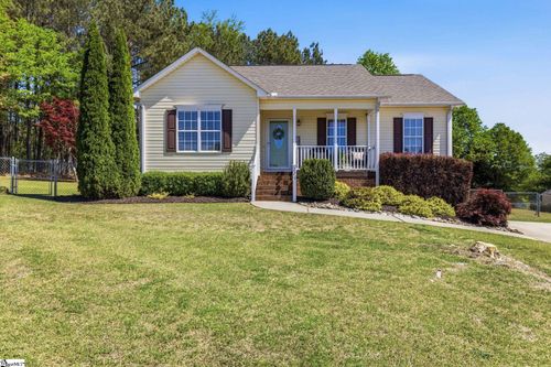 221 Elise Dr, Pickens, SC, 29671-7517 | Card Image