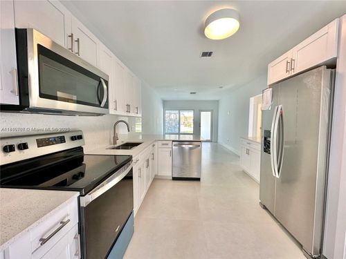 1-12127 Ne 7th Ave, North Miami, FL, 33161-5613 | Card Image