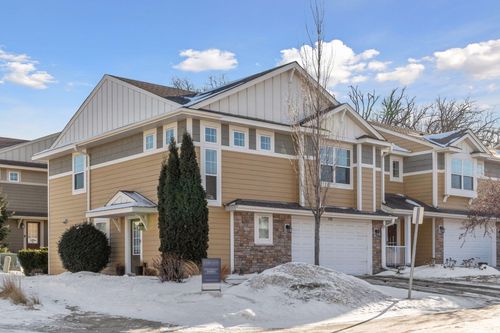 3981 Cedar Grove Ln, Eagan, MN, 55122-1658 | Card Image