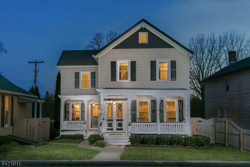 15 Main St, Annandale, NJ, 08801-3092 | Card Image