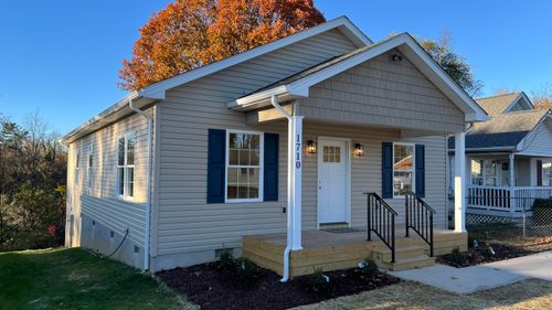 1710 Wallace Ave Ne, Roanoke, VA, 24012-6108 | Card Image