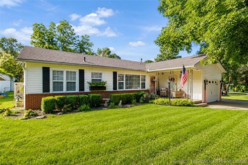 420 E 19th Street, Okmulgee, OK, 74447 | Card Image