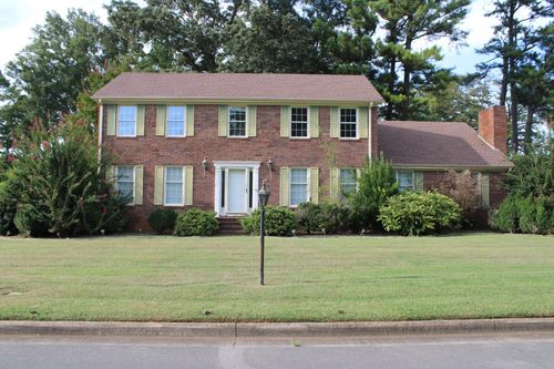 2207 Marietta Ave, Muscle Shoals, AL, 35661-2619 | Card Image