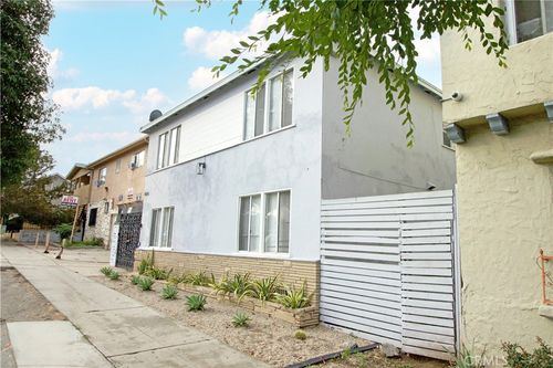 1425 Cedar Ave, Long Beach, CA, 90813-1735 | Card Image