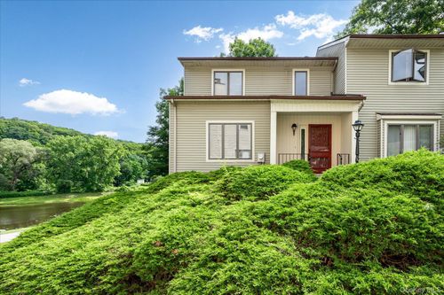 23 Krystal Dr, Somers, NY, 10589-3026 | Card Image