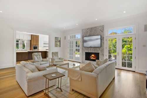 355 Greens Farms Rd, Westport, CT, 06880-6328 | Card Image