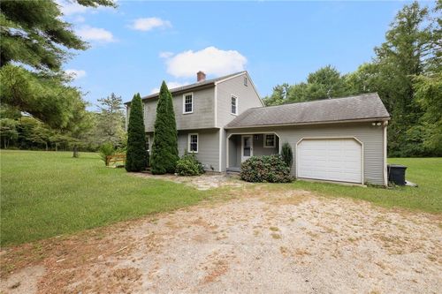 590 Exeter Rd, North Kingstown, RI, 02852-6440 | Card Image