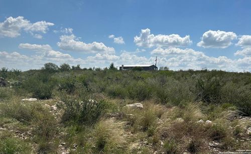 72 Friendship Hills Cir, Uvalde, TX, 78801 | Card Image