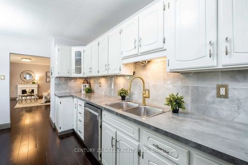 217 Mayfield Ave, Waterloo, ON, N2J3S6 | Card Image