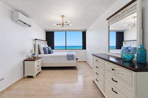 505-1035 Ave Ashford, San Juan, PR, 00907-1123 | Card Image