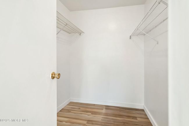81D - 231 Atlantic St, Condo with 2 bedrooms, 2 bathrooms and 2 parking in Keyport NJ | Image 8
