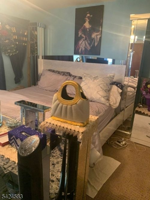 168 Matilda Ave, Somerset, NJ, 08873-3128 | Card Image