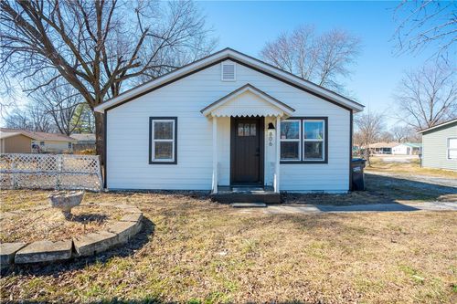 806 Powell St, Springdale, AR, 72764-5672 | Card Image