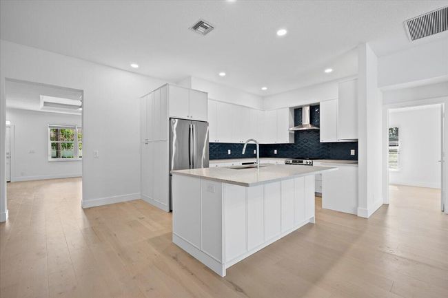 204 Clocktower Dr, House other with 4 bedrooms, 2 bathrooms and null parking in Jupiter FL | Image 6