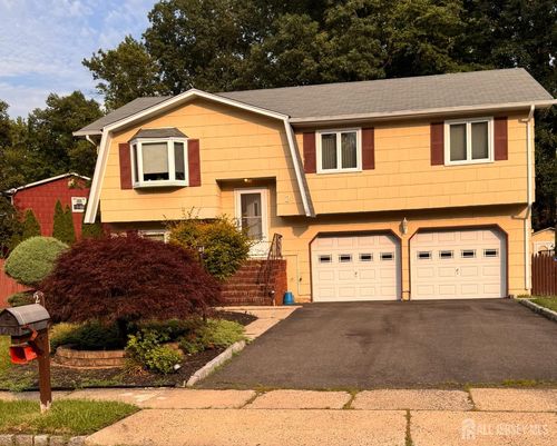 2 Jason Dr, North Brunswick, NJ, 08902-2519 | Card Image