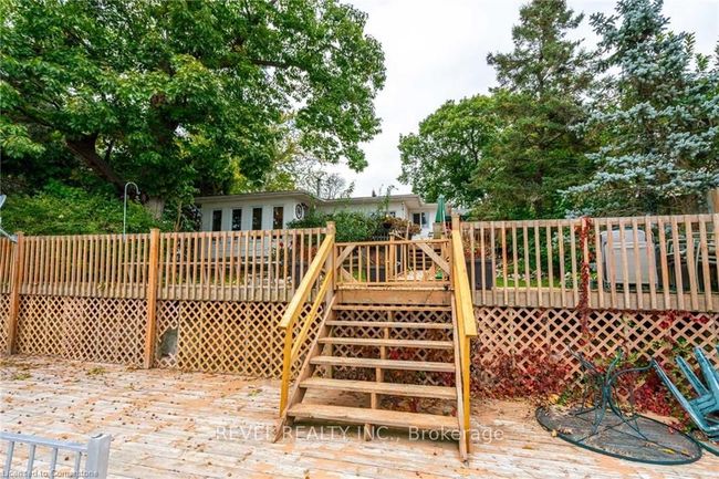 24 Lake Rd, House other with 2 bedrooms, 1 bathrooms and 2 parking in Selkirk ON | Image 43