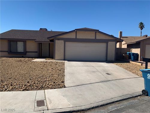3941 Avocado Dr, Las Vegas, NV, 89103-2251 | Card Image