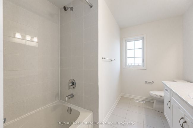 181 Rosenberg Way, House other with 4 bedrooms, 3 bathrooms and 2 parking in Kitchener ON | Image 5