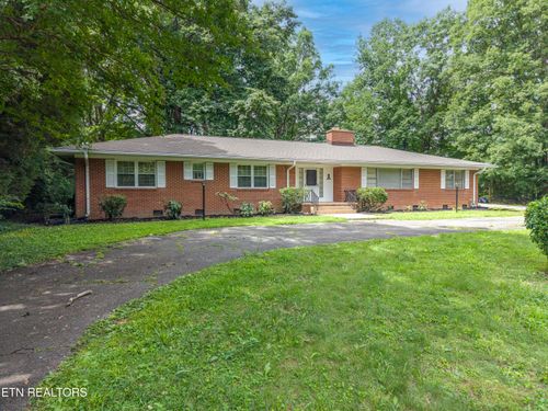 1403 Wilkinson Pike, Maryville, TN, 37803 | Card Image
