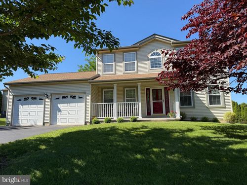 615 Nicole Dr, SOUTHAMPTON, PA, 18966-3639 | Card Image