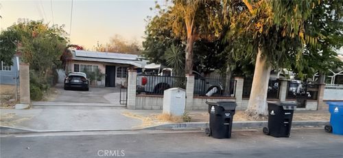13079 Eustace St, Pacoima, CA, 91331-1062 | Card Image