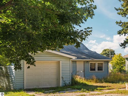 12352 Virginia Street, Bear Lake, MI, 49614 | Card Image