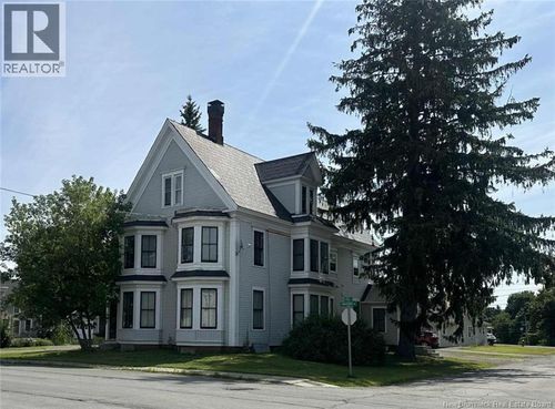 179 Broadway St, Woodstock, NB, E7M1B7 | Card Image
