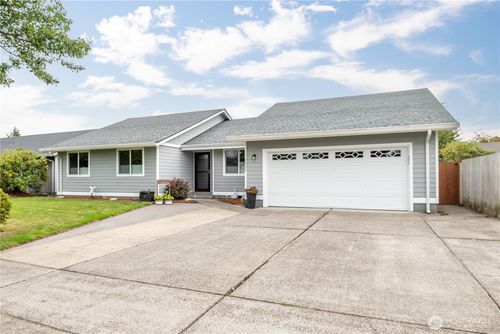 1532 Floral Ct, Longview, WA, 98632-3406 | Card Image