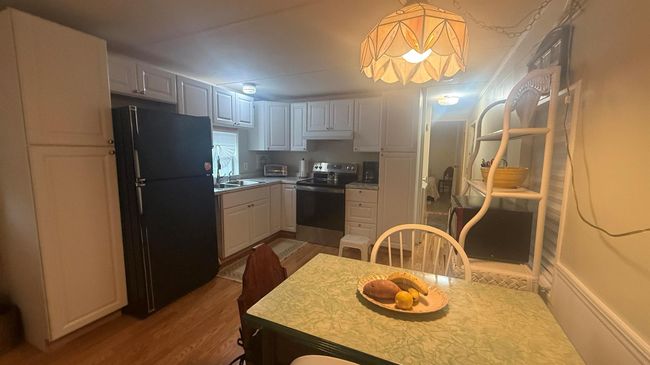 7289 Se Eagle Ave, House other with 3 bedrooms, 2 bathrooms and null parking in Hobe Sound FL | Image 6