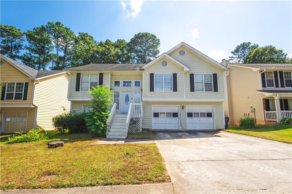Falling Water Ln, Norcross, GA 30093